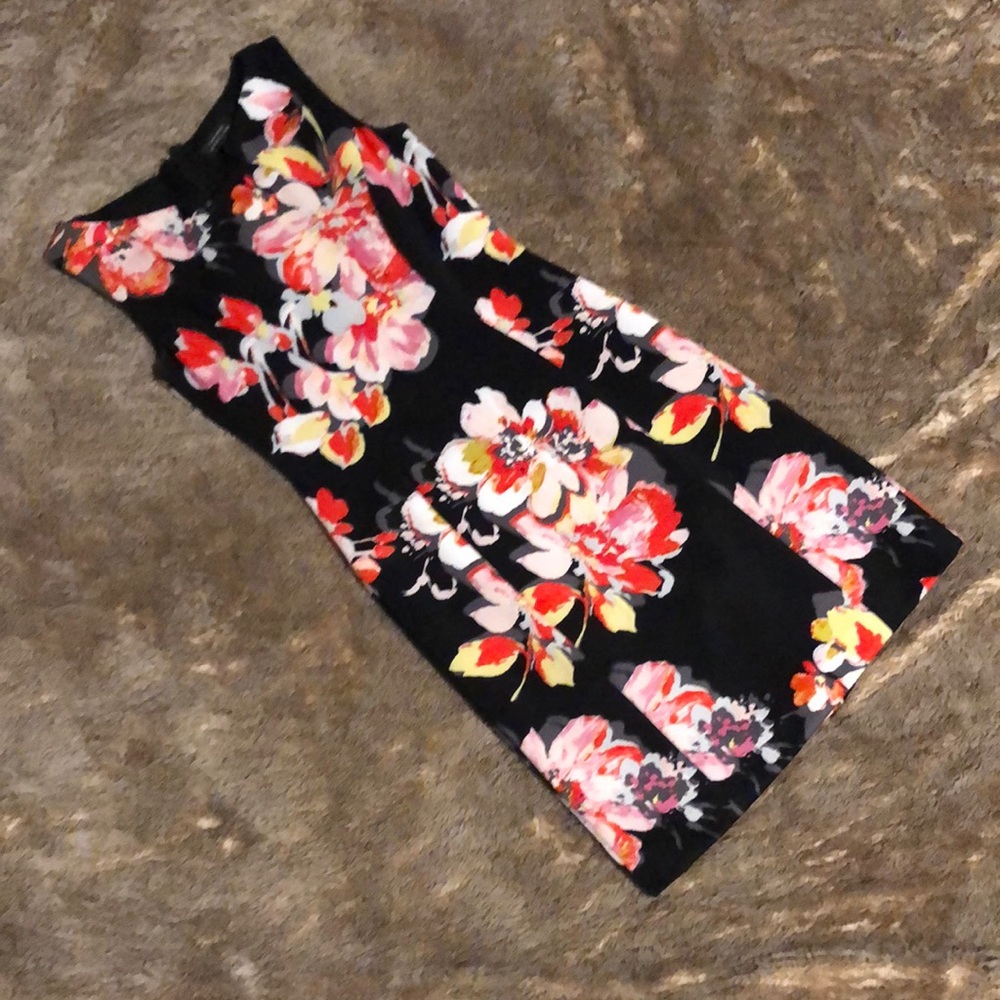 Tahiri sleeveless dress- new